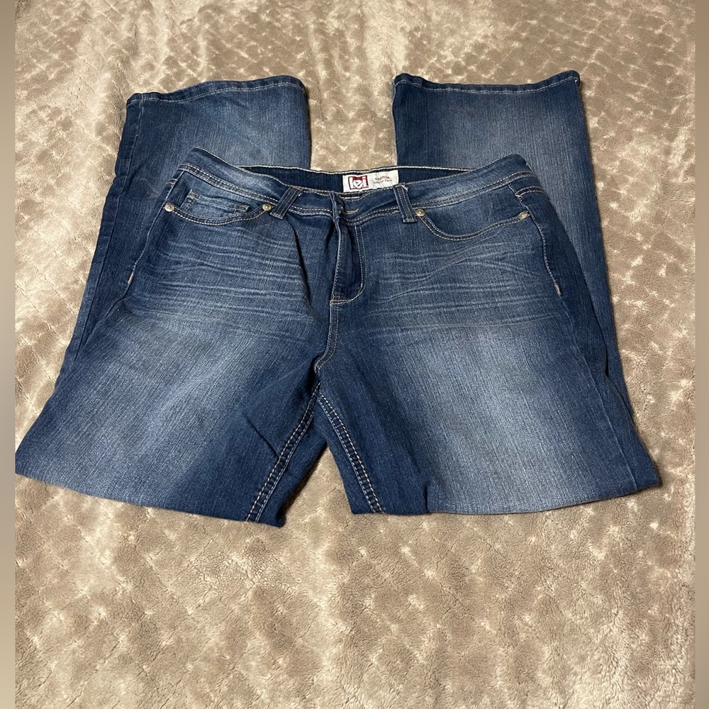 Size 17 juniors lei blue jeans